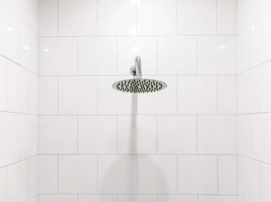 What are the benefits of having a tiled shower?